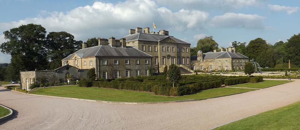 Dumfries House front image
