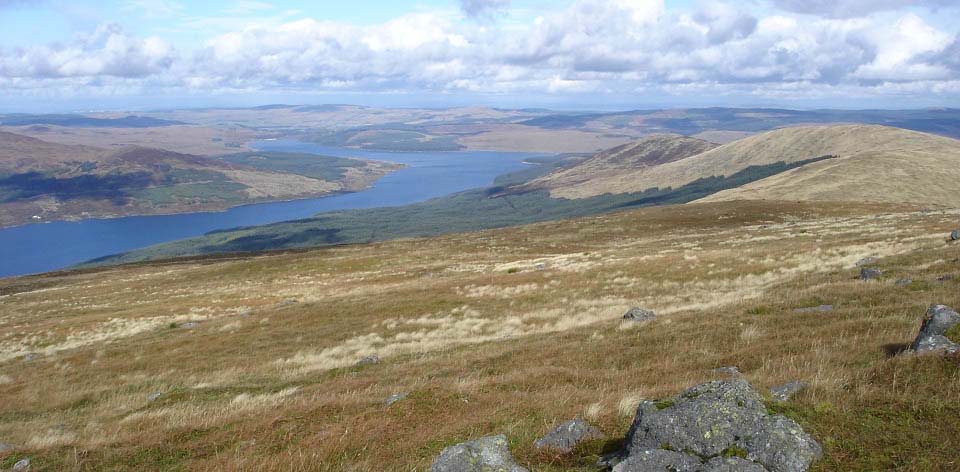 Loch doon from Meaul hill image