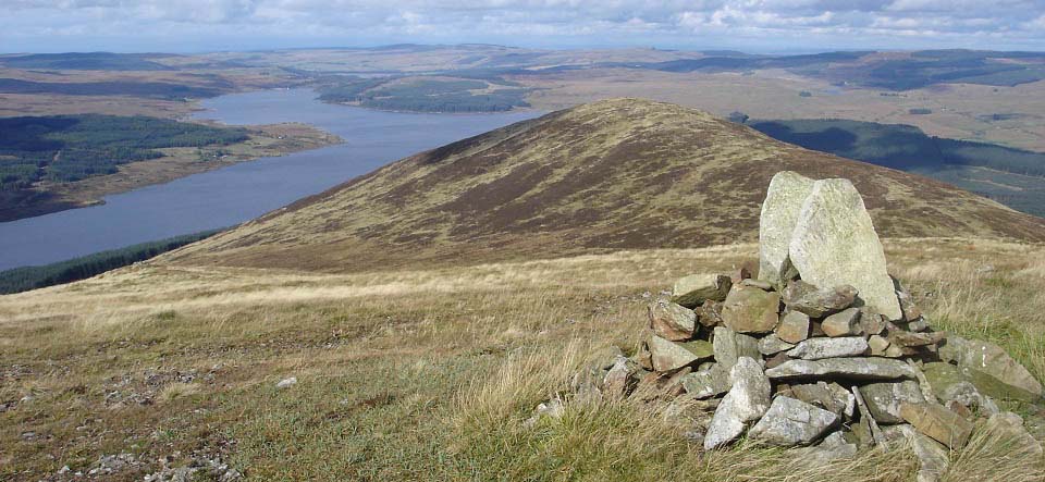 Coran of Portmark north cairn image