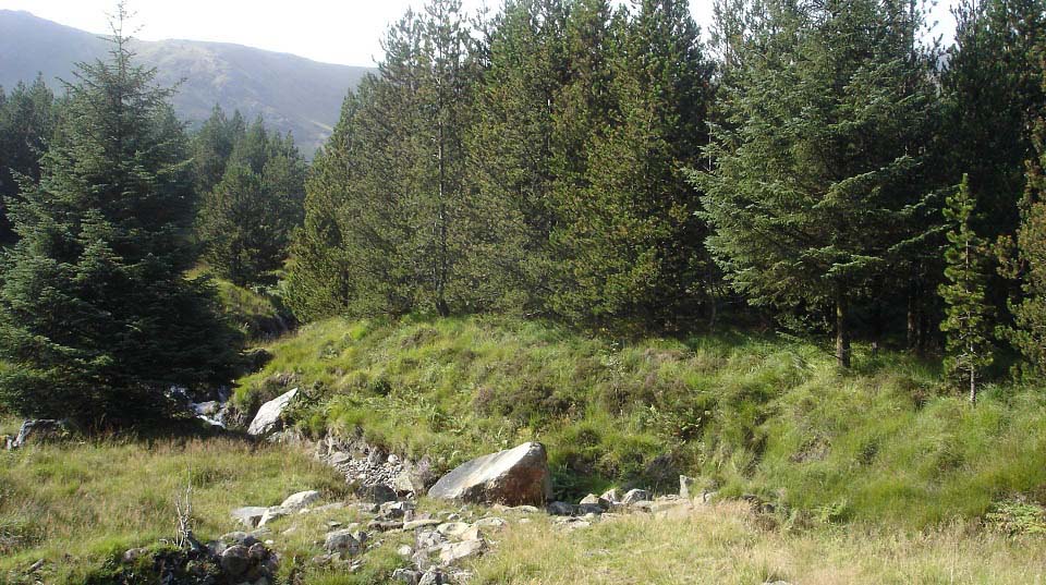 Corserine rock bridge image